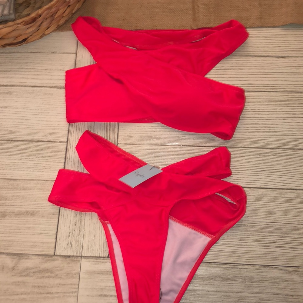 Cupshe swimsuit